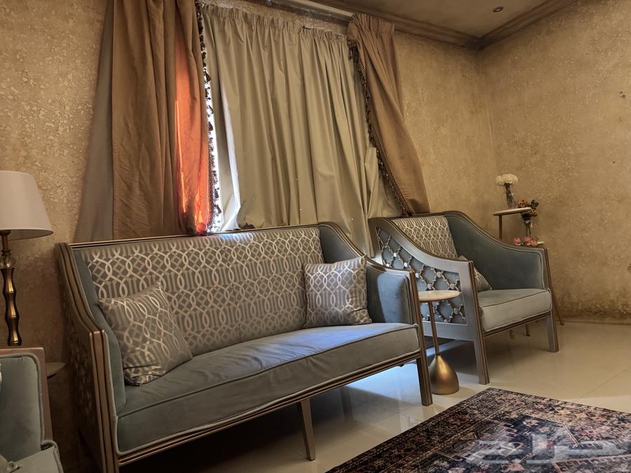 Four-piece sofa set, one large, one medium, two single comfortable apple-colored64385285908867110