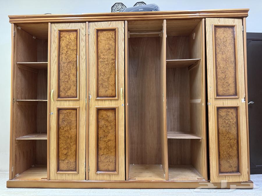 دولاب ملابس وسرير عدد 2 للبيع64383539212035110