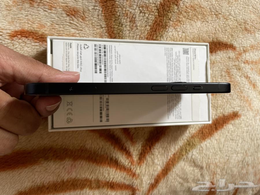 للبيع ايفون 15 - 128 جيجا - اسود64384286409347113