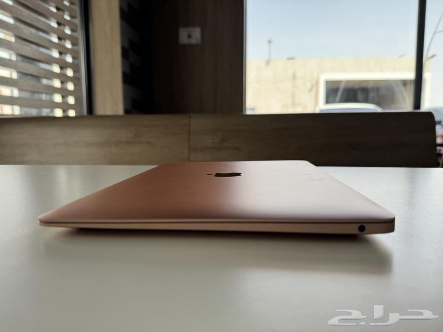ماك بوك اير M1 نظيف وما انفك64382887135490111