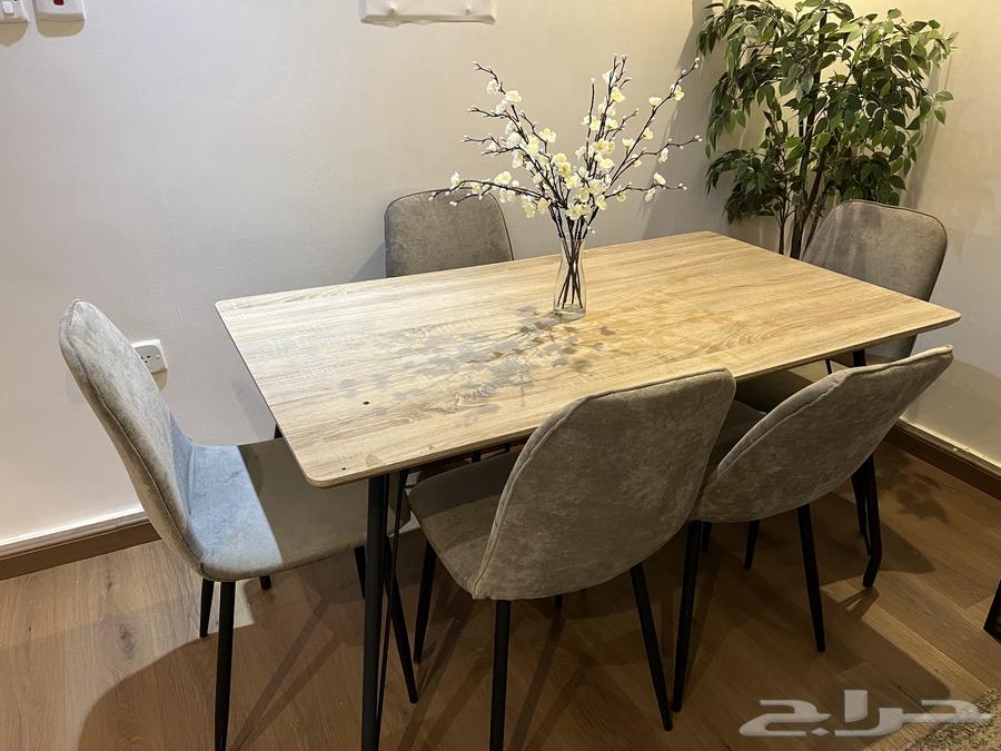 طاوله طعام خشب64391577704578111