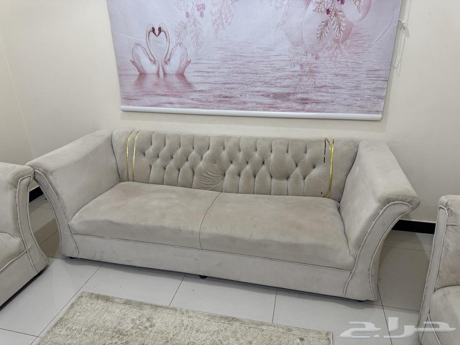 كنب للبيع مافيه قطع او كسر آخو الجديد)580 التفاوض بالمعقول)64390221879937111