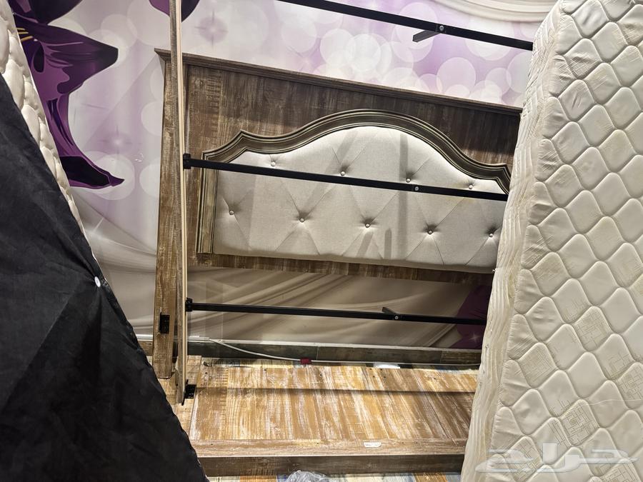 سرير كبير وكنب أوربي وغسالة صحون64396463995267110