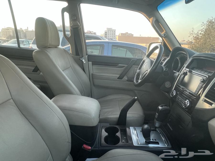 باجيرو 2016 علامه الذهبيه64531252649345110