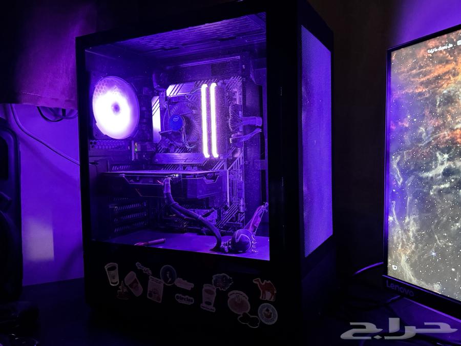 مع شاشتين وماوس قلوريس وكيبورد ريد دراقونPC بي سي للبيع64382873643522112