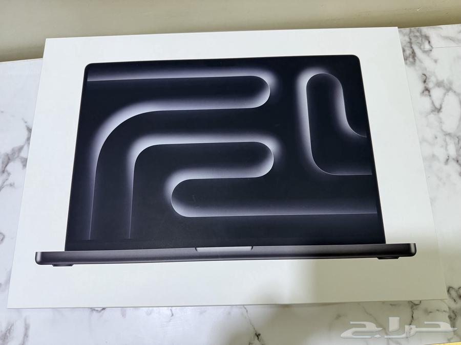 للبيع ماك بوك برو 16 إنش - أسود - M3 Pro - نظيف جدا64384534966787110