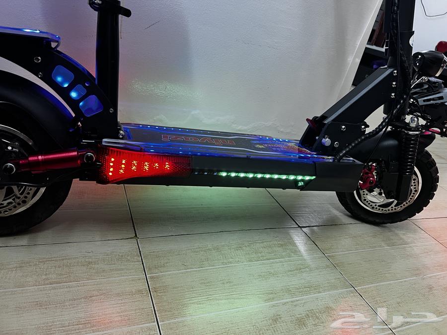 اسكوتر نيازي نضيف64377695471234112