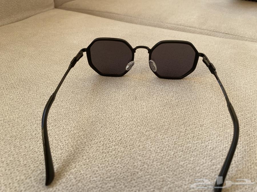 نظاره شمسيه رجالي معها أغراضها64385439791235111