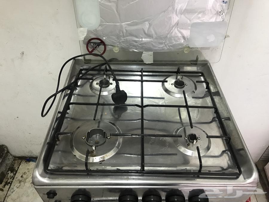 Four-burner gas stove with automatic ignition, new condition64379573654403112