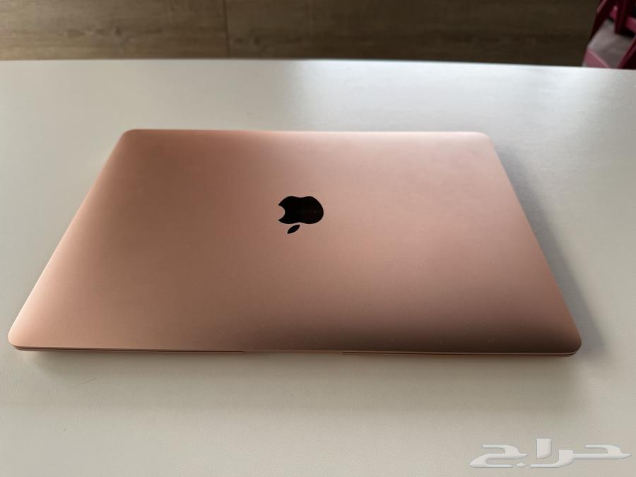 ماك بوك اير M1 نظيف وما انفك64382887135490110