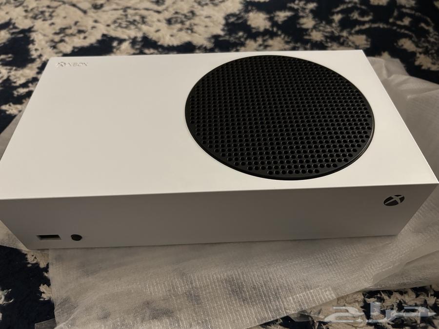 Xbox Series S clean with box64387425008257110