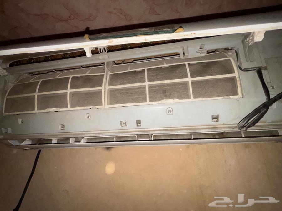 مكيف سبيلت مع مروحته64382114437250110