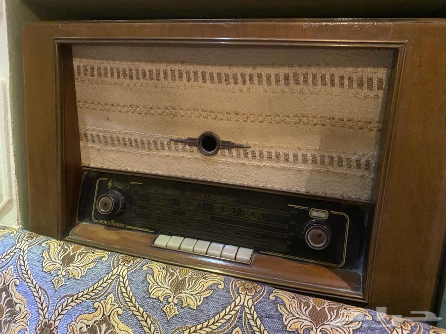 راديو خشبي قديم64391990253571110