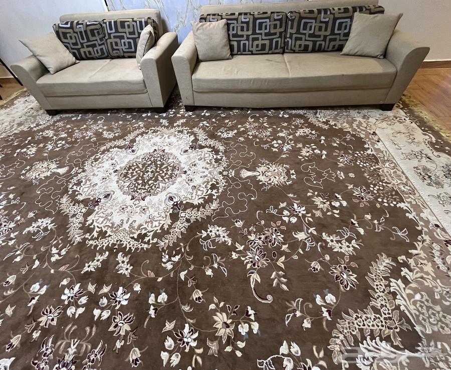 Sofas and carpets64382445943427112