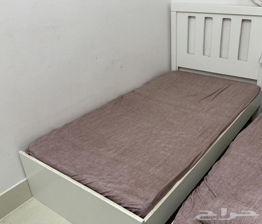 2 سرير مفرد مع تسرحة موجود بالمنار للتواصل64391133065857112