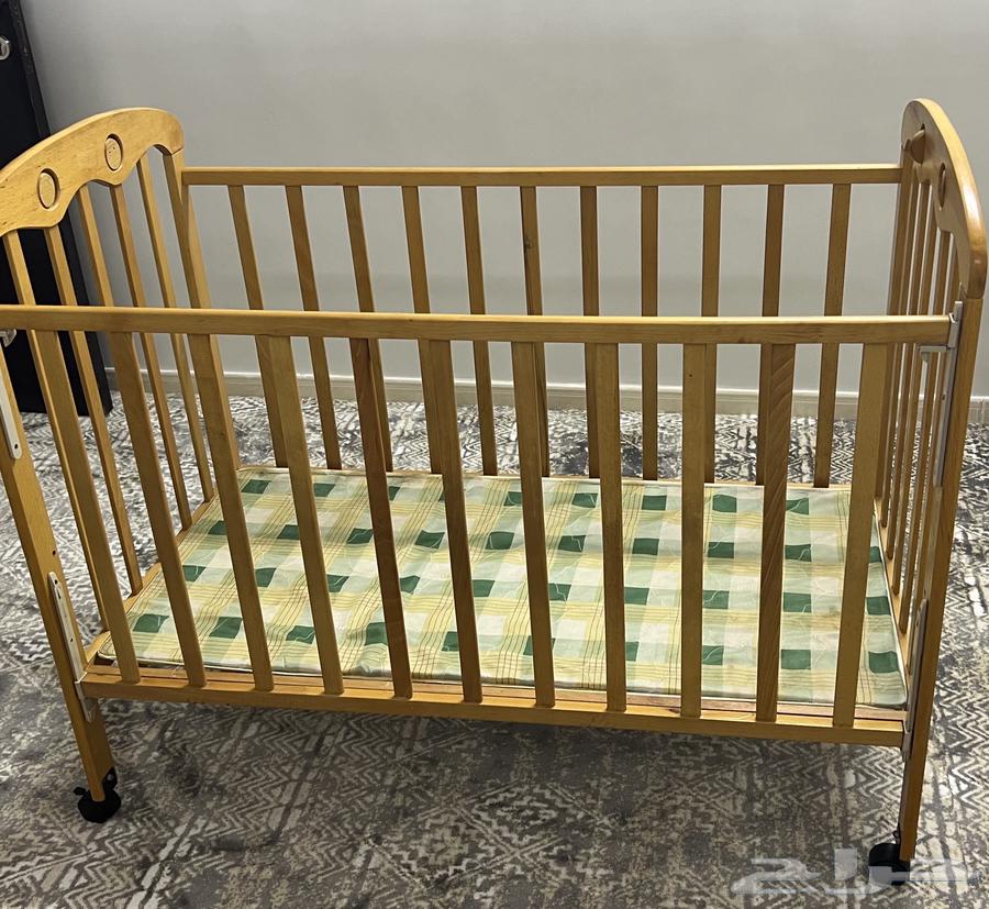 سرير أطفال نظيف64377929869954112