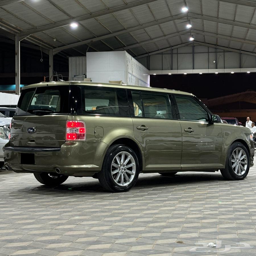 فورد فلكس 2013 عائلي ثلاث صفوف64528478813442114