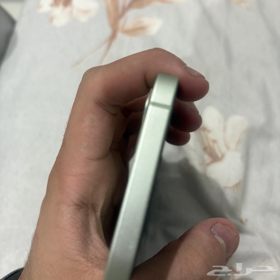 ايفون 12 للبيع64378440471937110