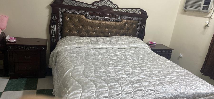 غرفة نوم للبيع64381356744450110