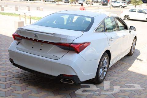 Toyota Avalon 2022 Door Handles and New Spoiler and Badges64524712135427113