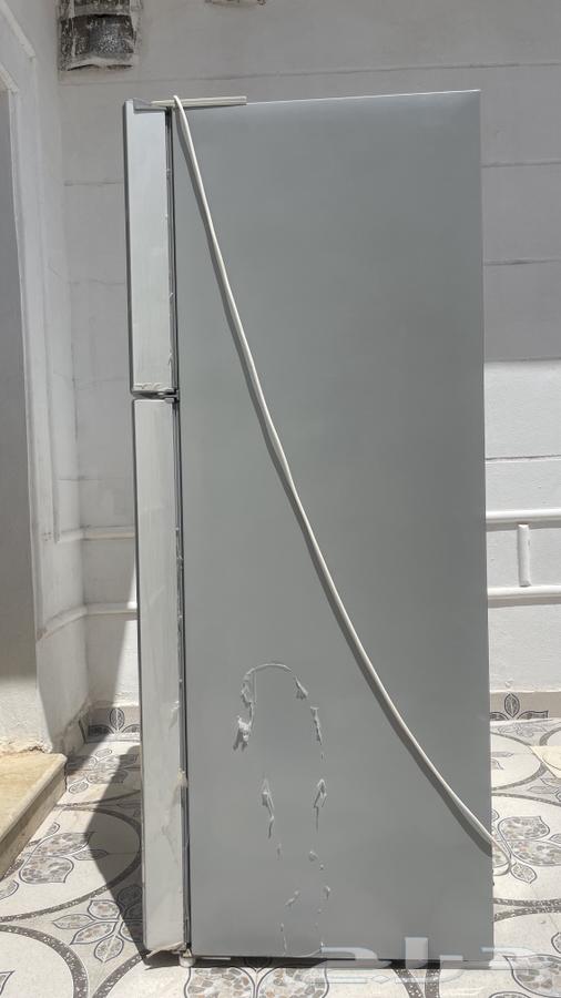 ثلاجة بحاله ممتاز64377432963715112