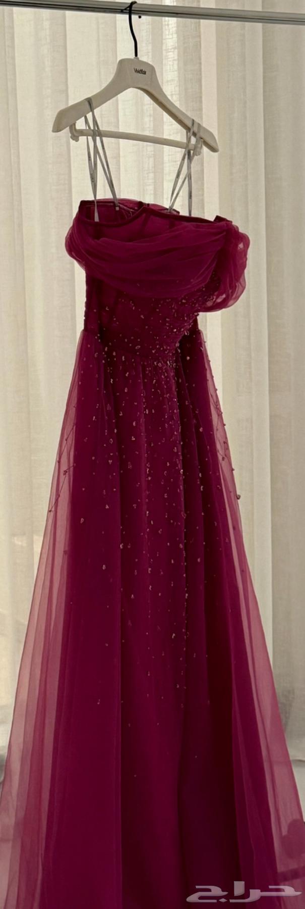 فستان فيفد فلير مع كامل ملحقاته والكرت ما انشال والفاتوره64378716733954112