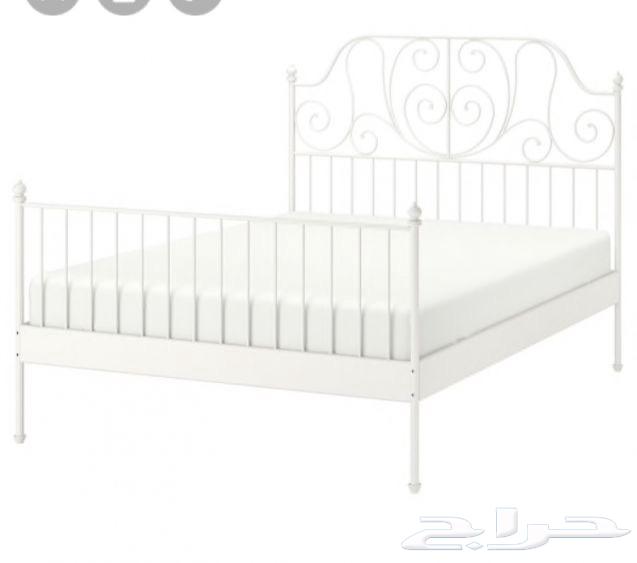 للبيع سرير ورفوف ايكيا64379253513731111