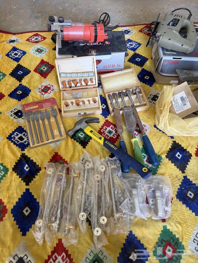 Carpentry tools64380902423938111