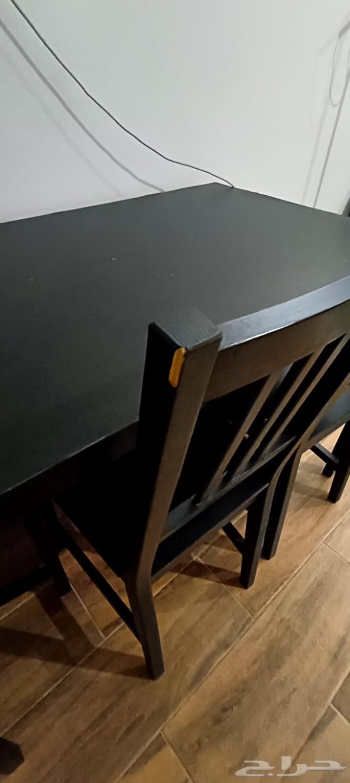 طاوله بالكراسي للبيع64378484235779111