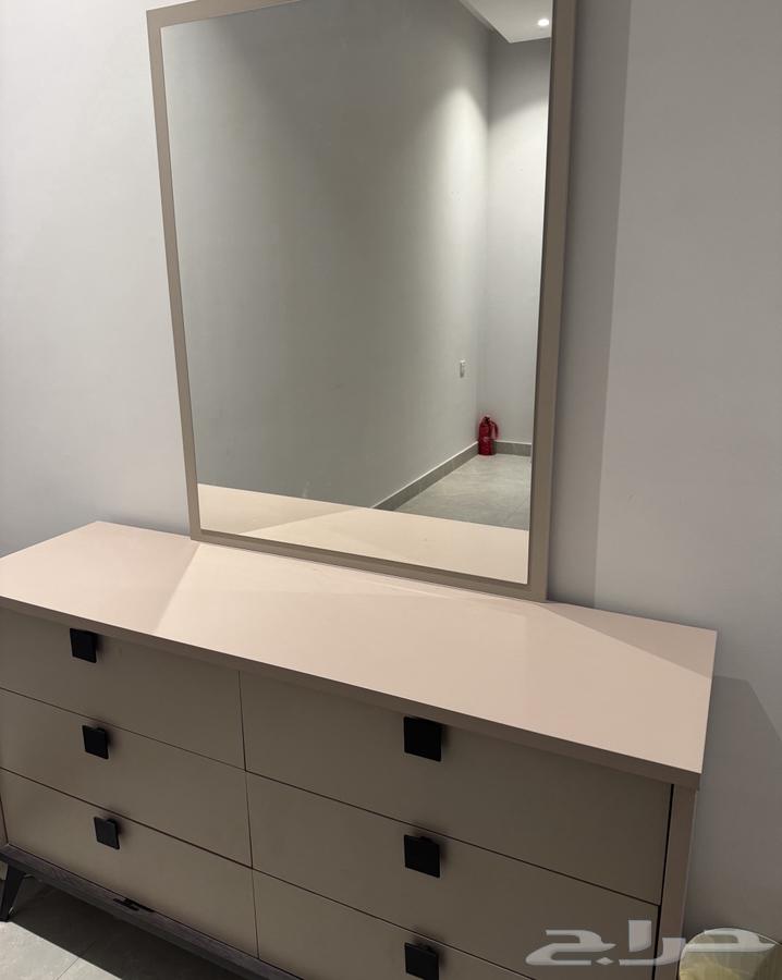 للبيع غرفة مع ملحقتها64384036803714110