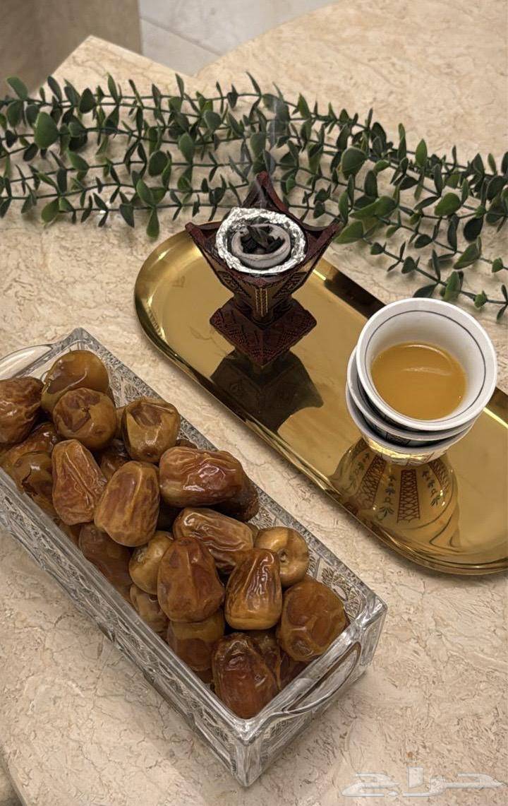 Sugar Dates64386318764545110