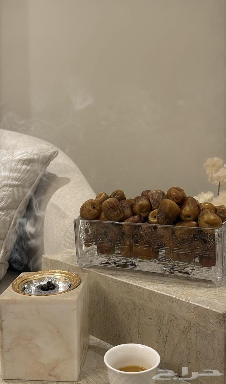 Sugar Dates64386318764545111