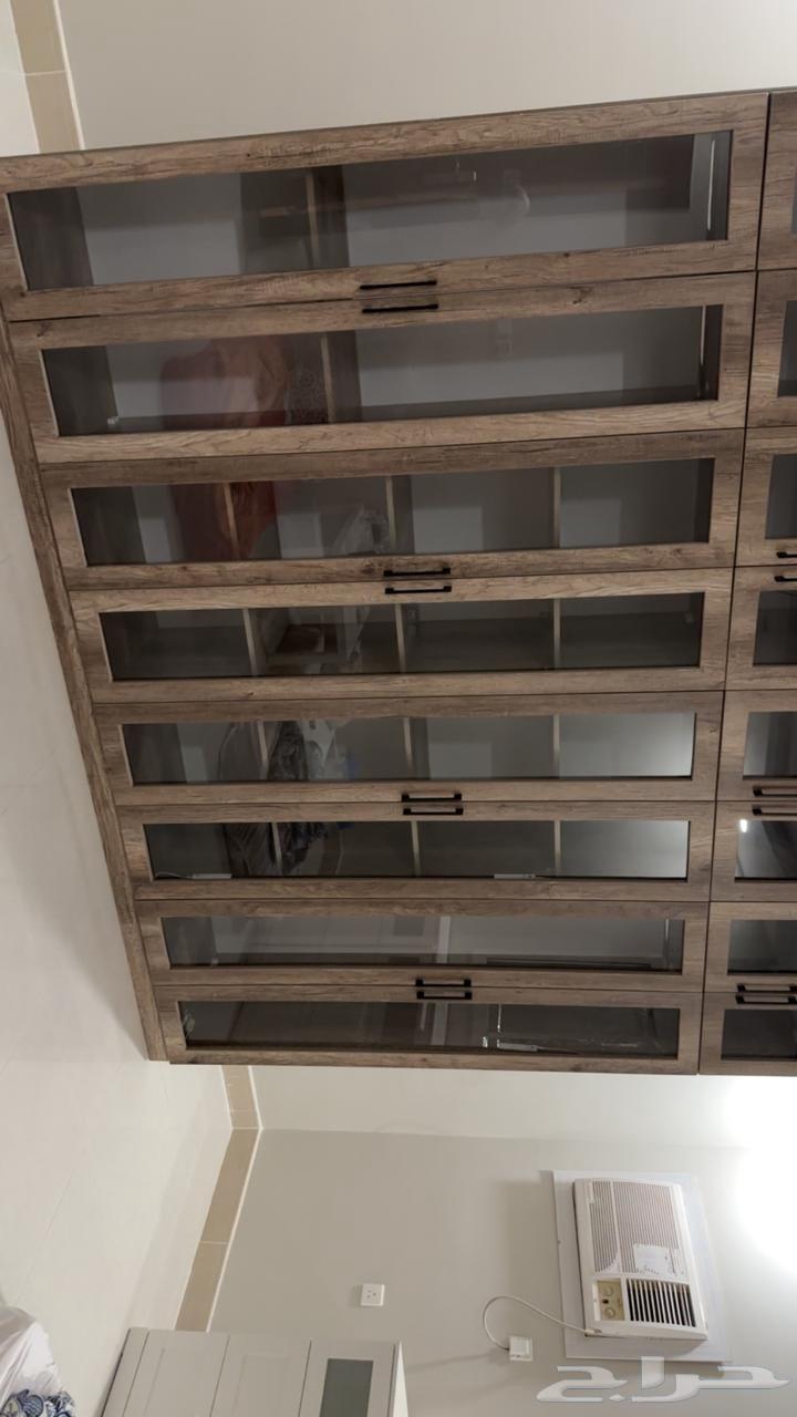 دولاب للبيع زجاج64390082280707110