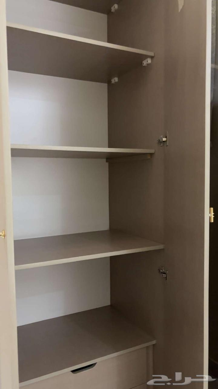 غرفة نوم استخدام سنه ونص فقط64385578688130113