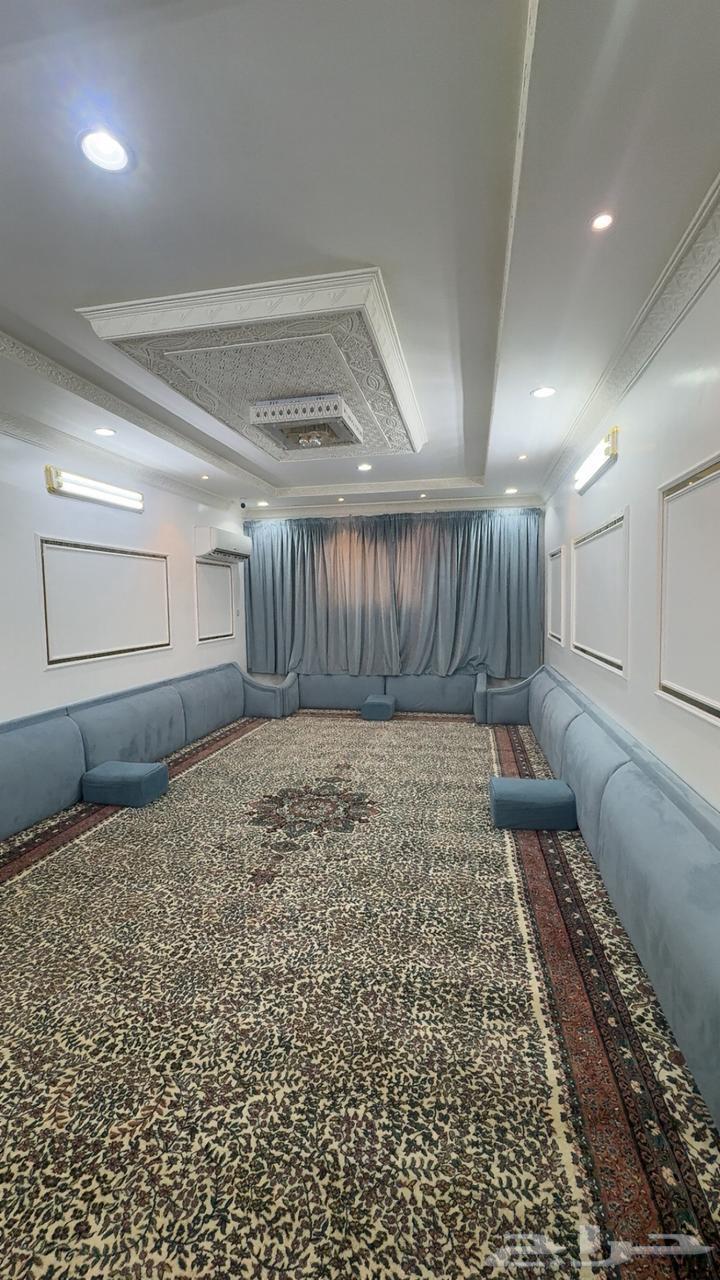 Seven 4x4 semi-new supports with star and three parking spaces64383469911681113