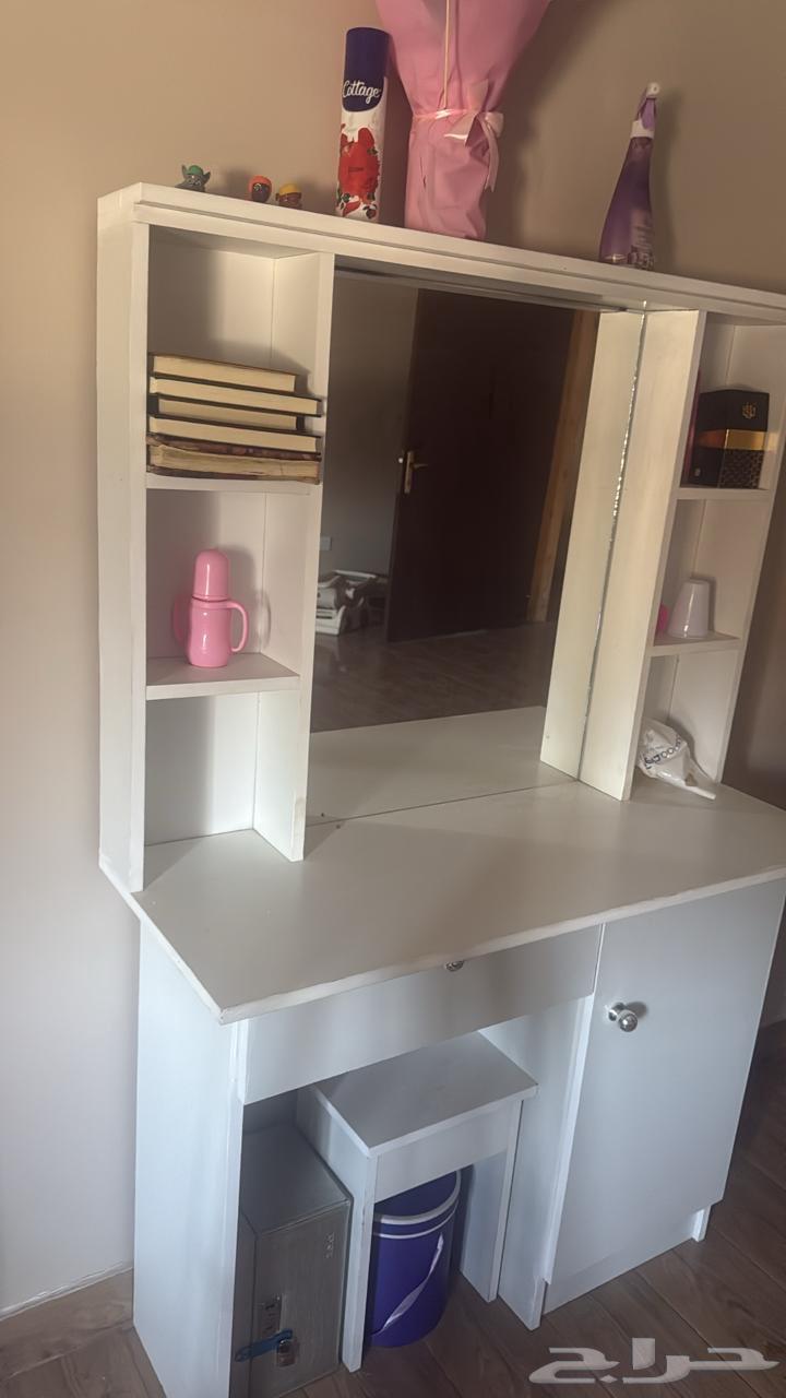 سرير نفرين وتسريحه وسرير بيبي وثلاجه64387662622337114