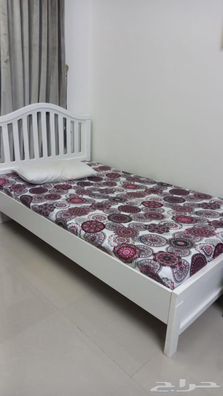 أسره للبيع من غير مراتب 400 ريال عرض 120 تضيفه جدا64387007268482110