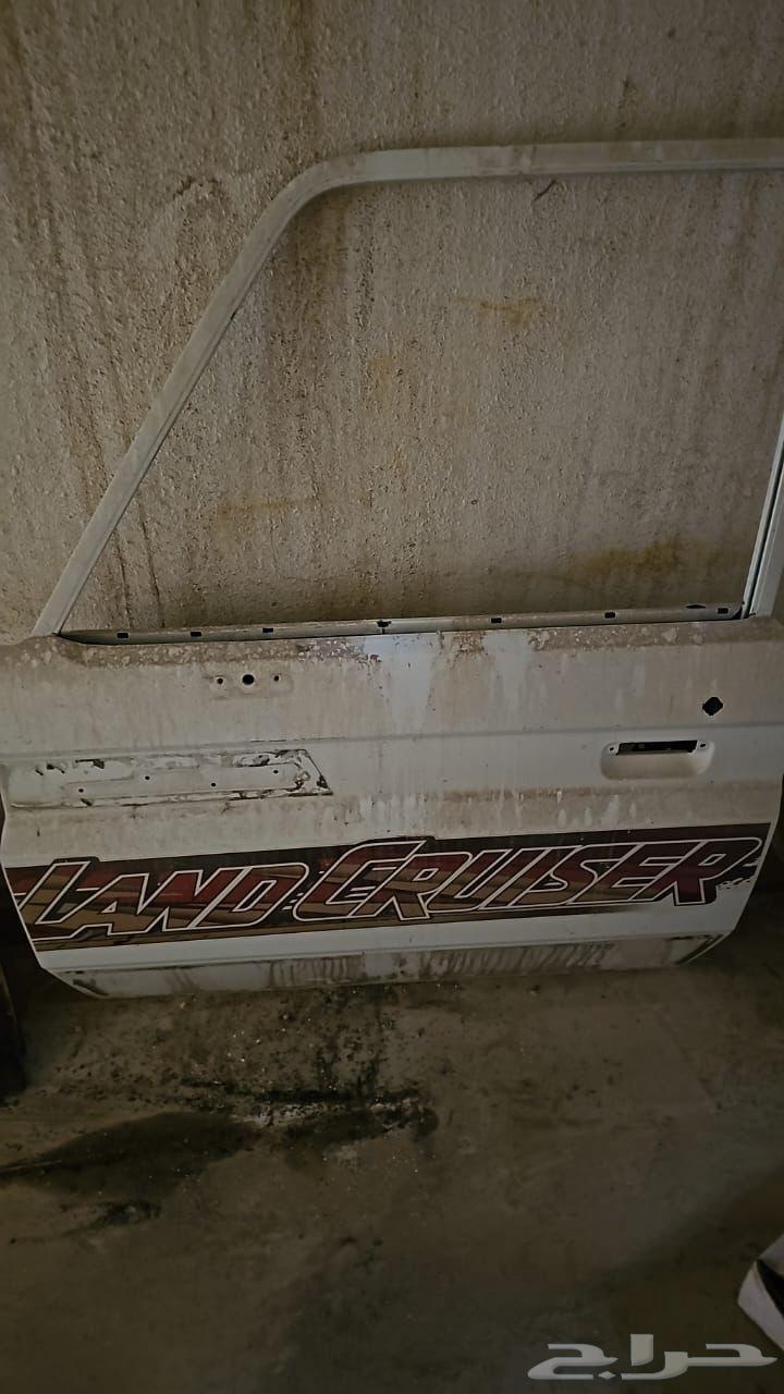 Front fender quarter panel on the left side with reinforcement64522767296258110