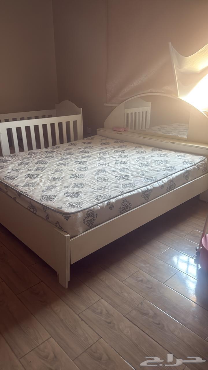 سرير نفرين وتسريحه وسرير بيبي وثلاجه64387662622337110