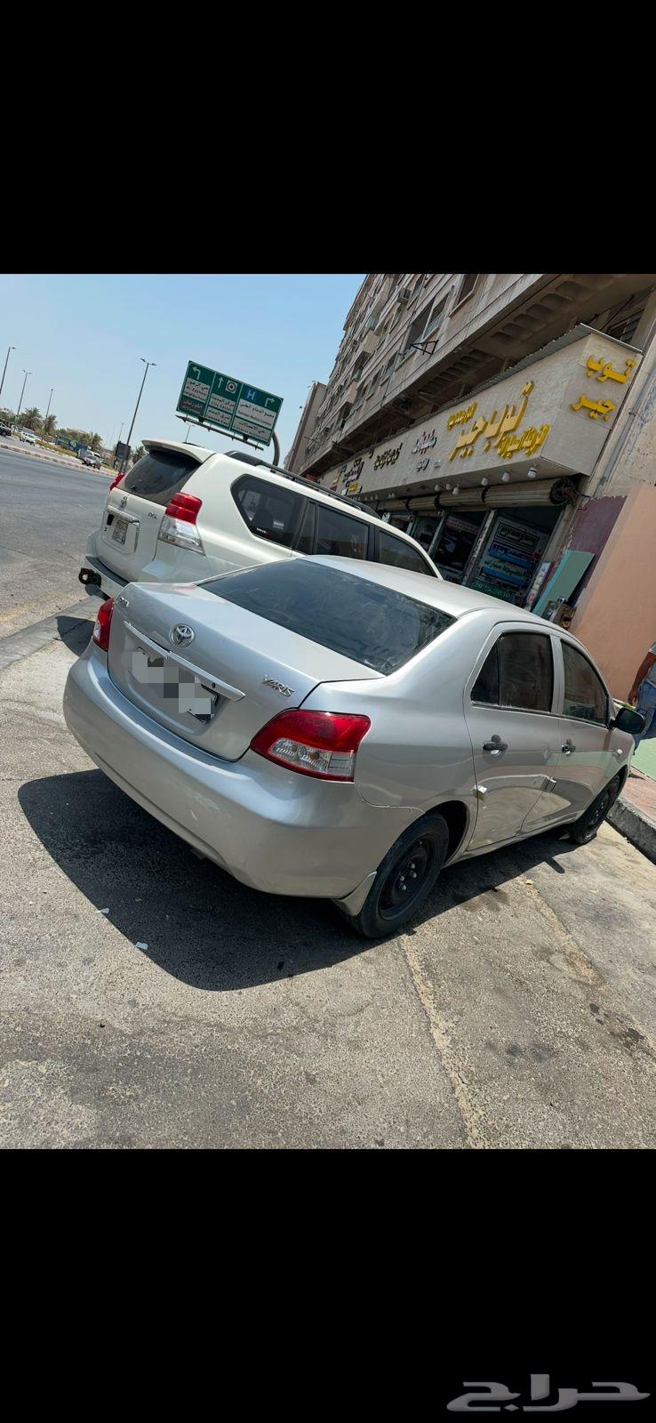 يارس 2013 قير تماتيك المكينة والقير على الشرط المكيف شغال64521440226947110