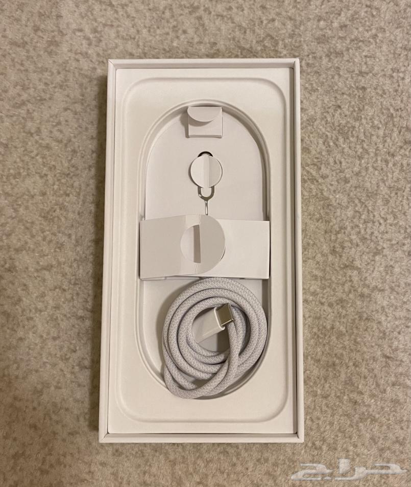 New iPhone 16 with all accessories, screen protector, and case64377535484290111