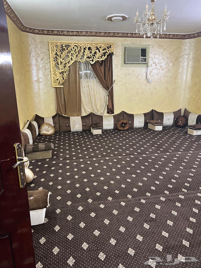 مجلس كامل وكنب صاله للبيع64379544600833111