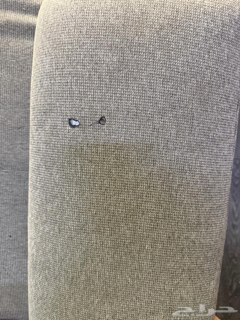 كنب استرخاء من ايكيا شبه جديد مافيه غير حرقه بسيطه وصغيرة64386543241091113