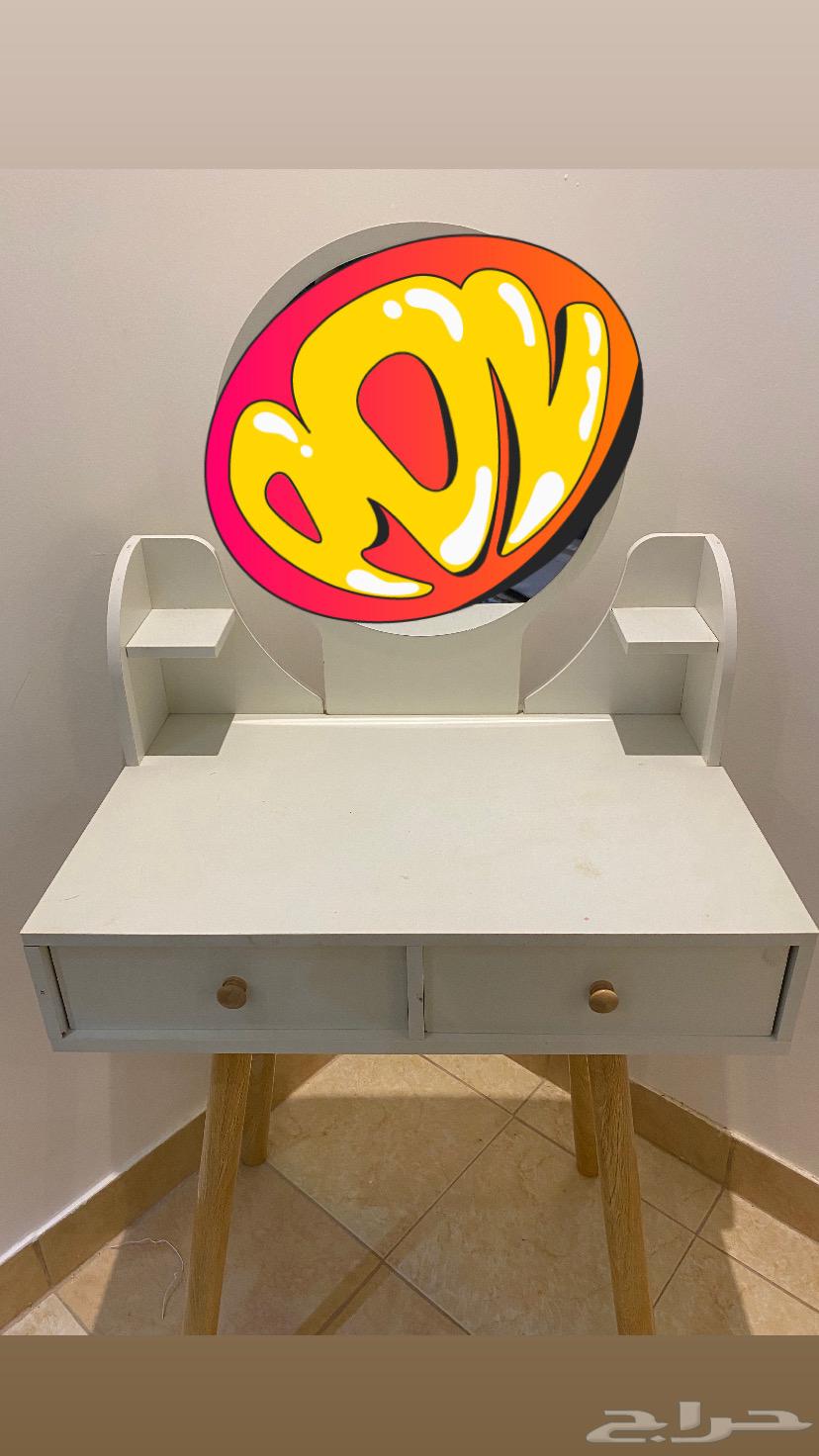 تسريحه صغيره تكفي شخص واحد64392128025859111