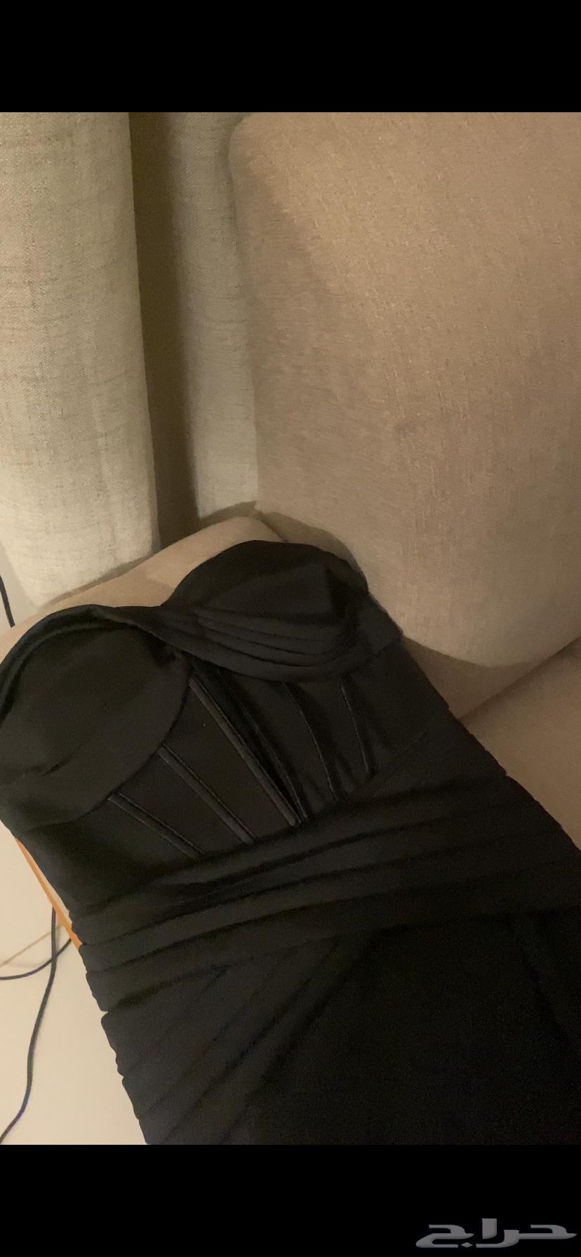 فستان للبيع اسود ماسك طويل ذيل مع فتحه من الامام ب50064378789352193112