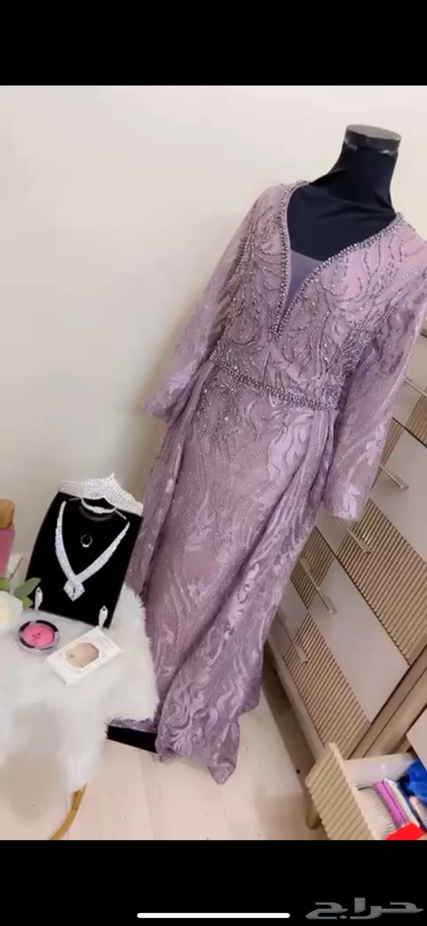 فستان مقاس كبير يلبس فوق 10064385551096962110