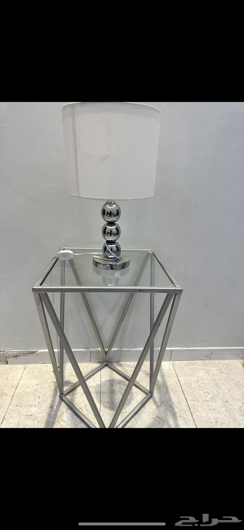 طاوله مع ابجوره64379224929922110