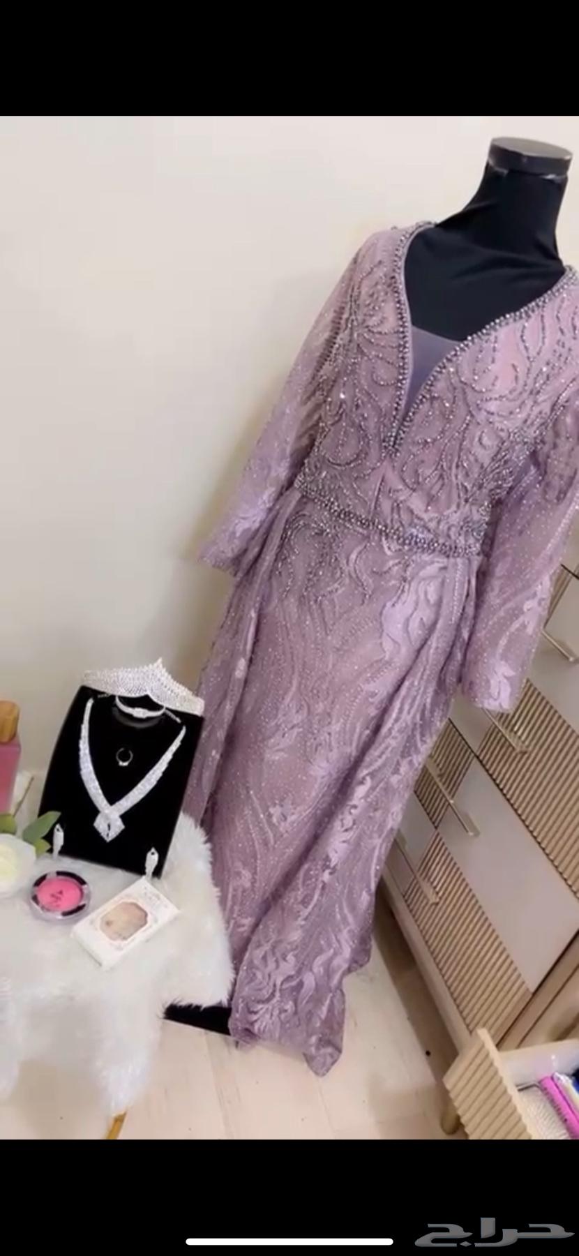 فستان مقاس كبير يلبس فوق 10064385551096962112