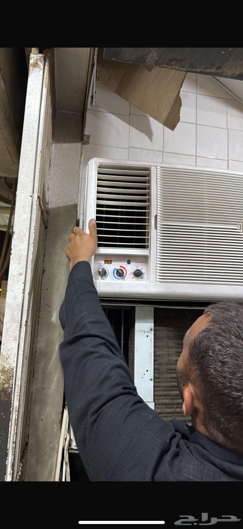 مكيف شاريه قبل شهر ونظيف لي السكن ونقلة ولا احتاج المكيف64388949736707110