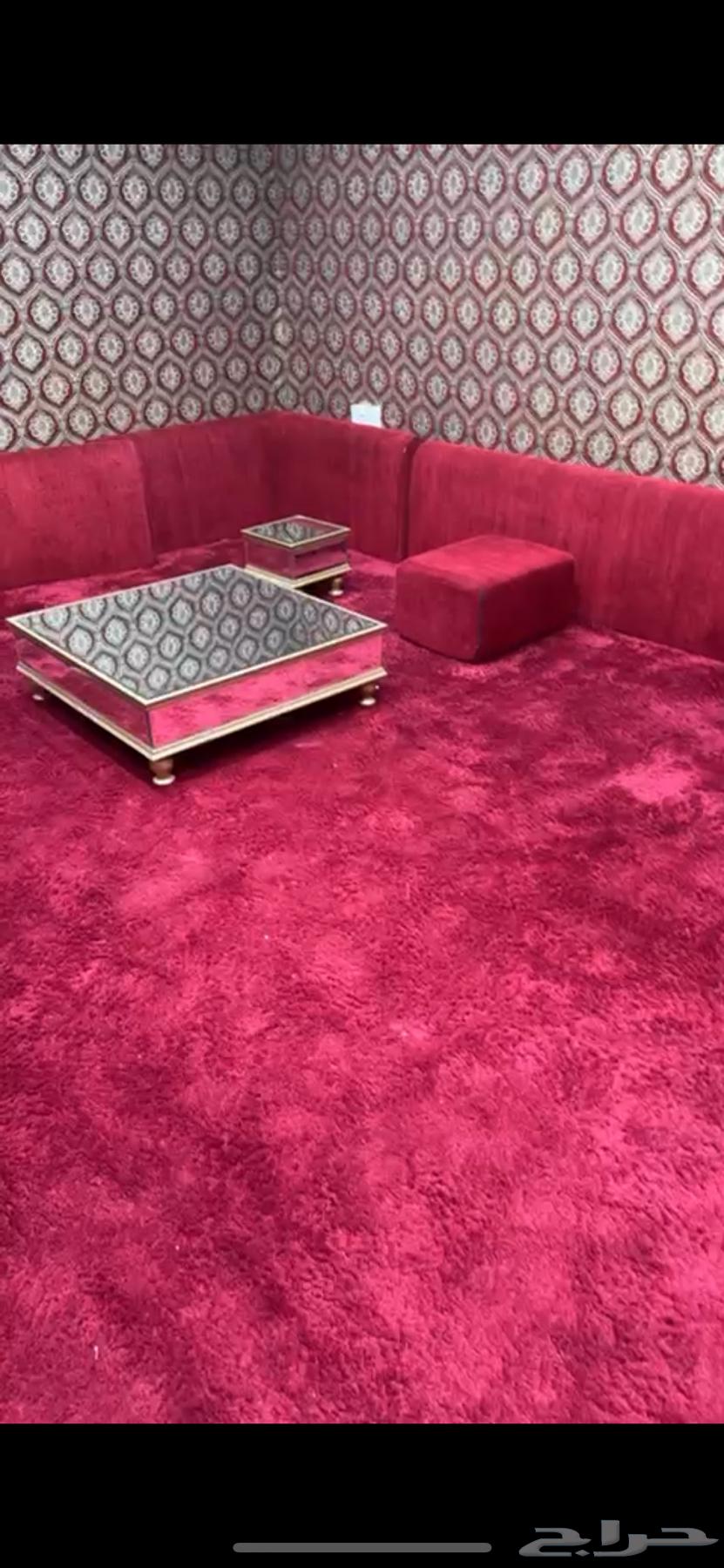 Carpet, pillow, and floor table with 4 waiters64390897971203112